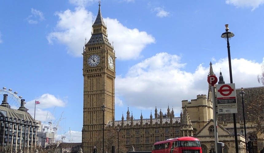 Visit Big Ben and the Houses of Parliament while you learn English