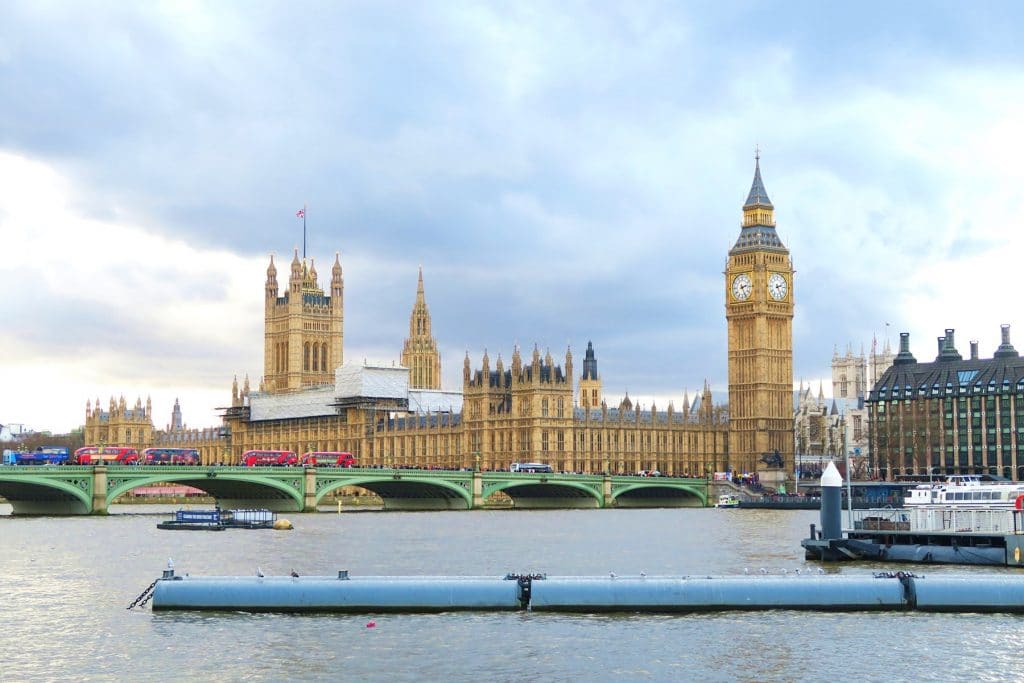 Enjoy a fascinating audio or guided tour of the Houses of Parliament